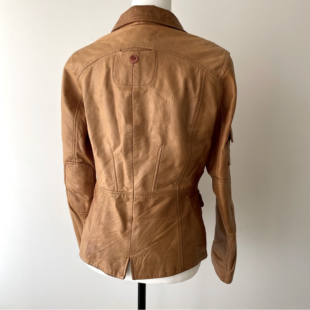 DANIER | Floral Tan Jacket - Picture 6 of 16